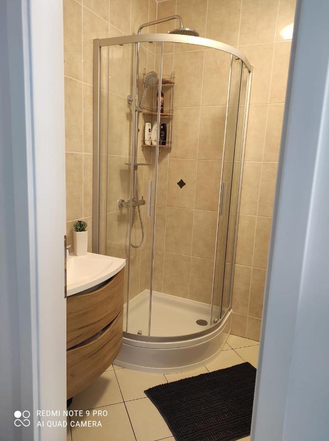 Apartman Branimir Novalja Exterior photo